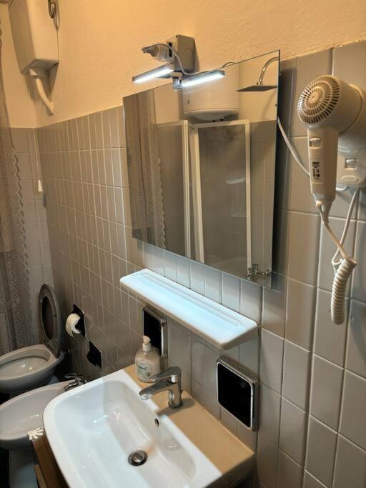 Appartamento Netflix - Wi-Fi - “Fiume 19” - Trieste Esterno foto